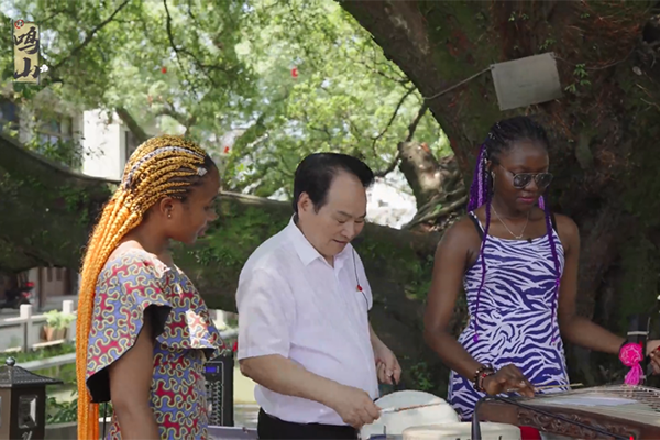 Nigerian students in Pingyang: Culture charming and common prosperity story inspiring