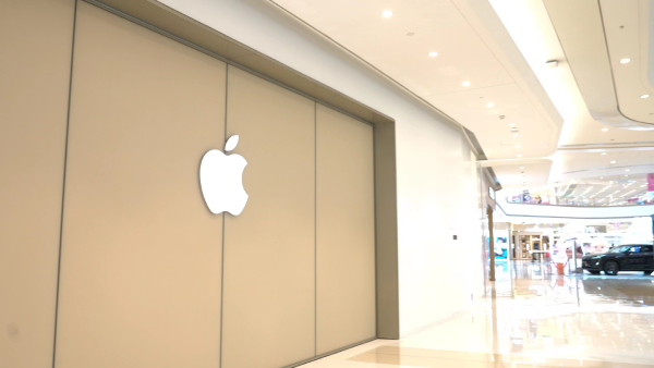 New Apple Store opens to public in Wenzhou on Nov 4