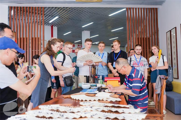 Wenzhou University, Russian youth forge new bonds of friendship