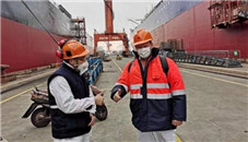 Pavel (R), a Russian representative of the clients of Zhoushan IMC-Yongyue Shipyard and Engineering Co.jpg