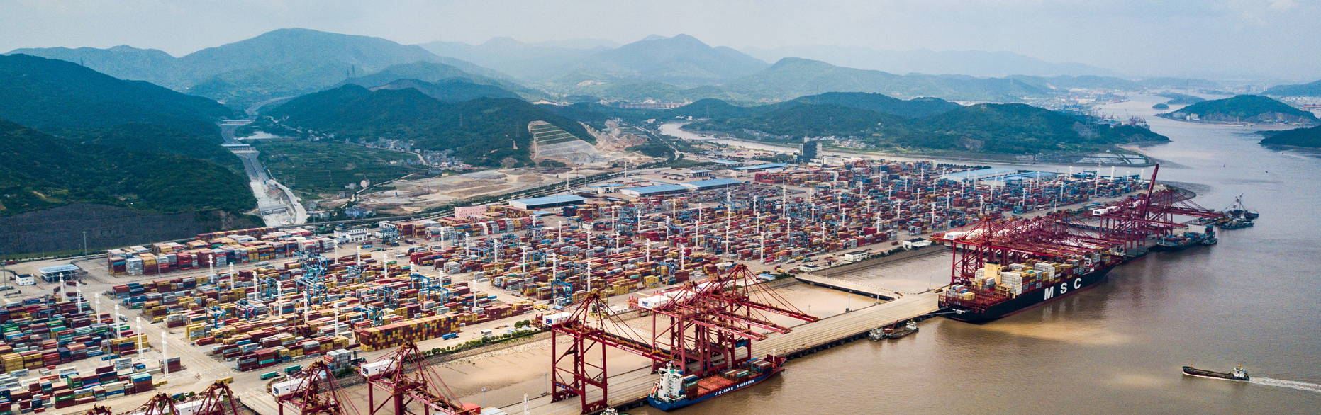 Zhoushan Port's cargo throughput up 3.91% in 2022