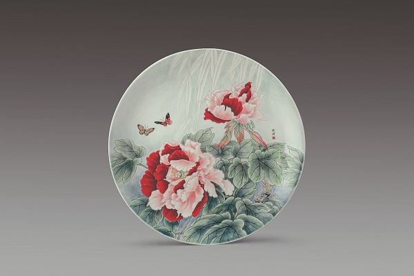 Quanzhou ceramic artist proves popular with collectors