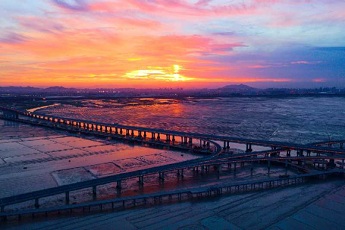 Stunning sunsets create picturesque scenes in Quanzhou 