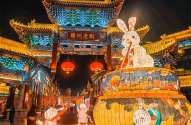 Spring Festival celebrations brighten up Lanzhou Old Street