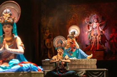 Performance brings murals in Mogao Caves to life