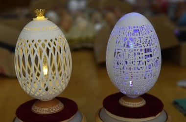 Carving of fragile eggshells gains new enthusiasts
