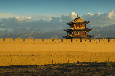 In the enchanting land where history and modernity intertwine: Jiayuguan