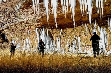 Spectacular ice waterfall formations dazzle visitors at Ruyi Gorge, Qingyang