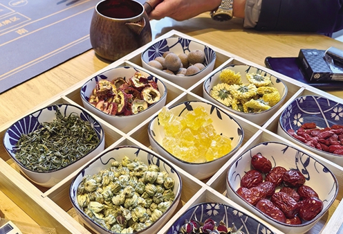 Guan guan tea: Gansu's warming winter ritual in Lanzhou