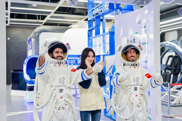 1224 酒泉图片2_600.png