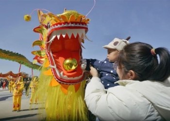 Dunhuang celebrates Longtaitou day