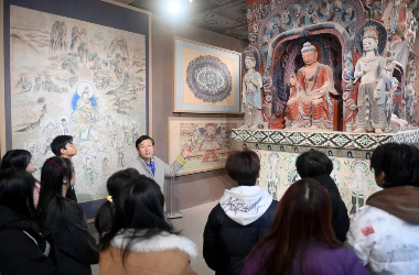 Dunhuang art program surges in popularity