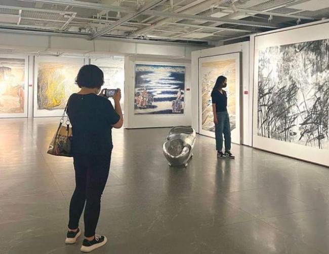 Yellow River-themed artworks on display in Lanzhou