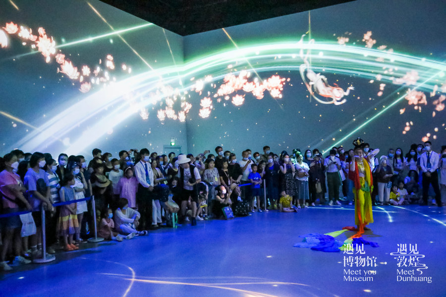 Digital immersive exhibition enlivens Dunhuang legacy.jpg