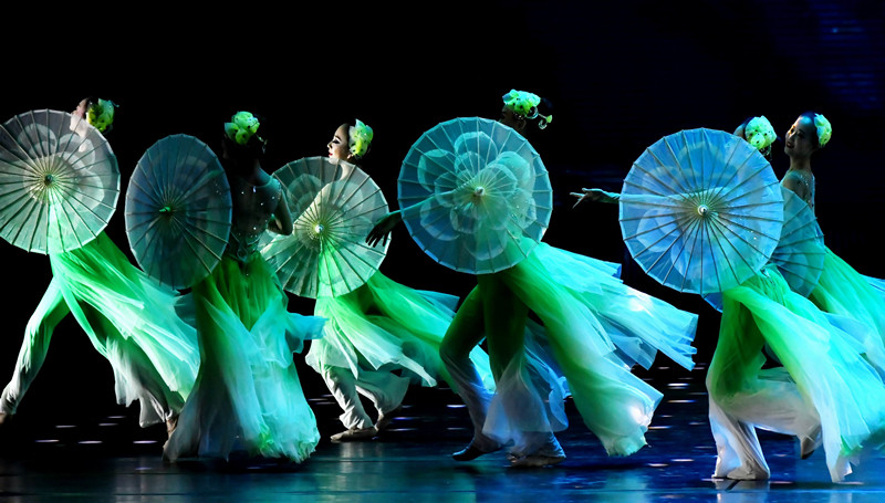 Performances staged at annual cultural expo in Gansu.jpg