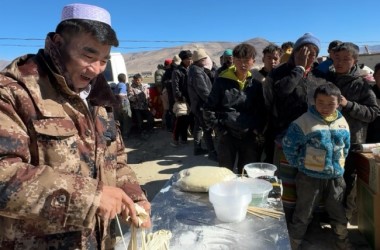 Gansu noodle team rushes aid to earthquake-hit Xizang