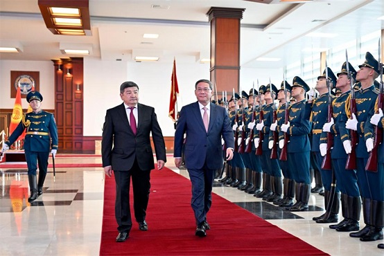 Chinese premier arrives in Kyrgyzstan for SCO meeting, visit