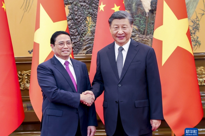 Xi meets with Vietnamese PM