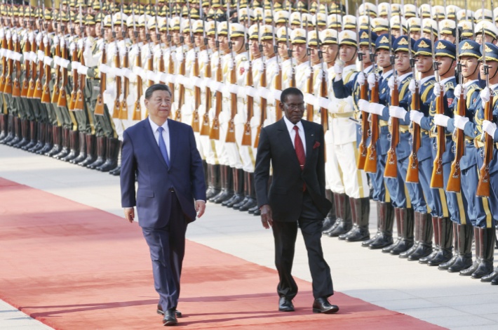 Chinese, Equatorial Guinean presidents hold talks, elevate ties