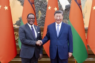 Chinese, Malawian presidents elevate bilateral ties as they meet in Beijing