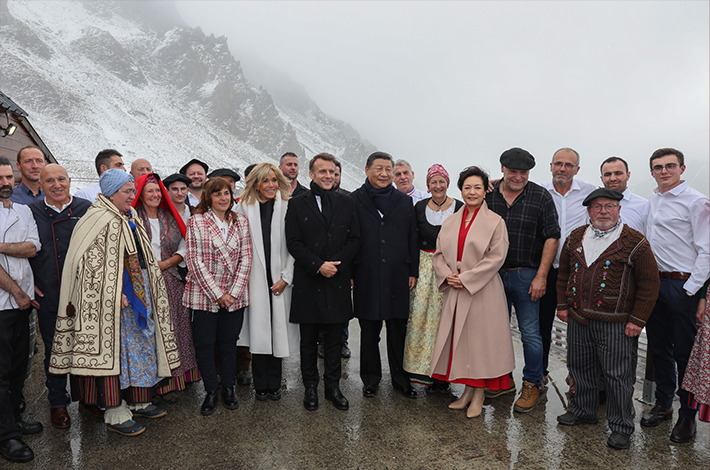 Macron hosts Xi at mountain restaurant in picturesque southern France