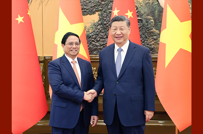 Xi meets Vietnamese PM