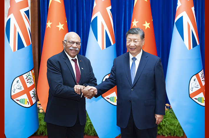 Xi meets Fijian PM in Beijing, pledging to strengthen development cooperation