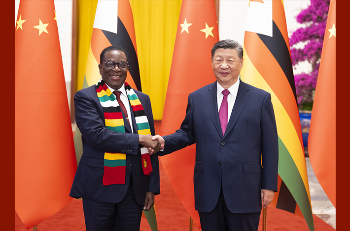 Xi holds talks with Zimbabwean president