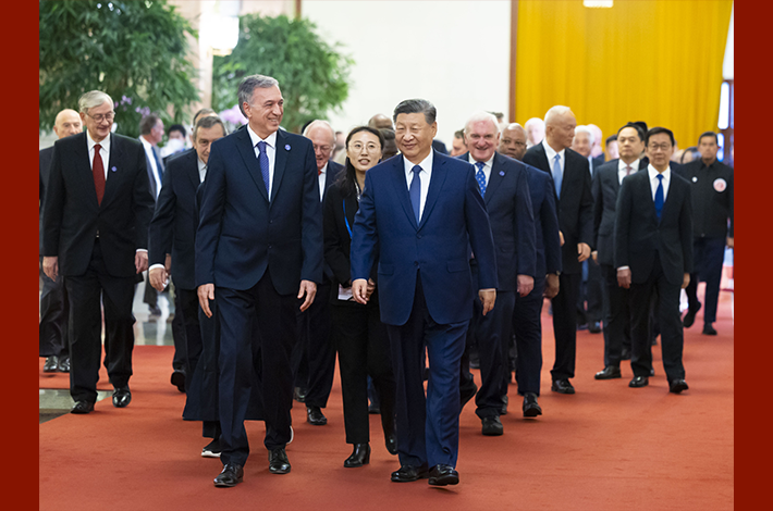 Xi stresses giving play to unique role of people-to-people diplomacy