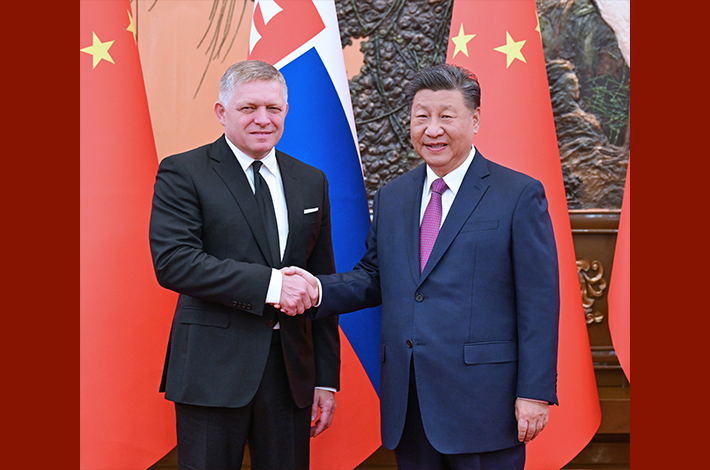 Xi, Slovak PM meet in Beijing, agreeing to elevate ties