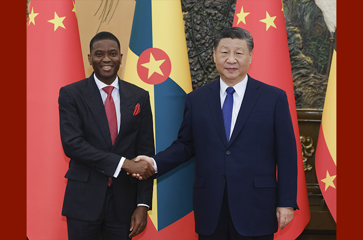 Xi meets Grenadian PM, calls for advancing bilateral ties