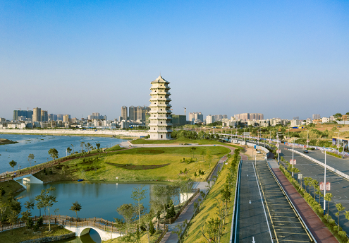 Huazhou recognized as hometown of longevity