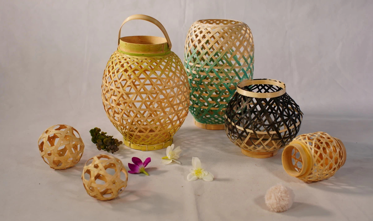 Huaixiang town recognized as hometown of bamboo crafts