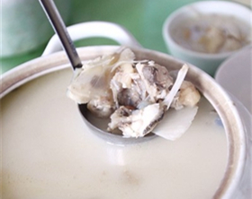 Hechun fish head soup