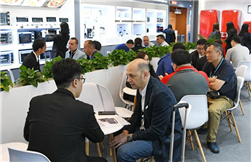 Canton Fair exhibitors given confidence boost