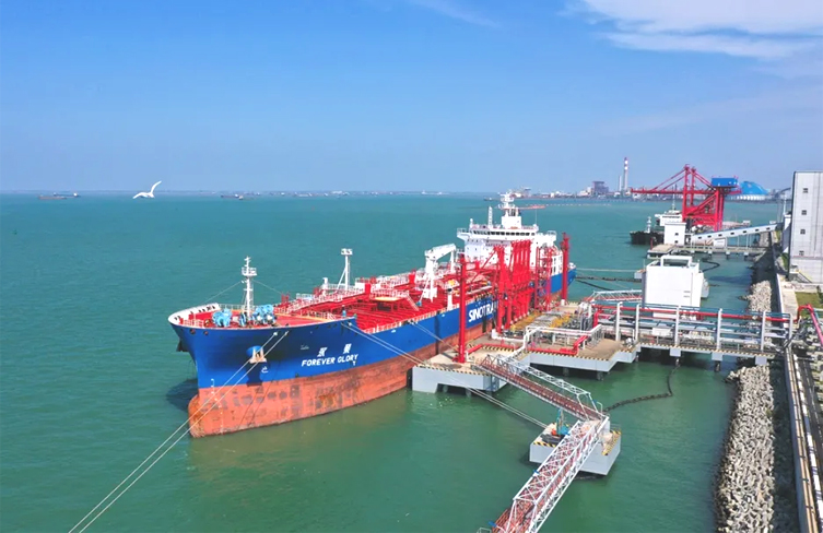 First batch of Zhongke refined oil exported overseas