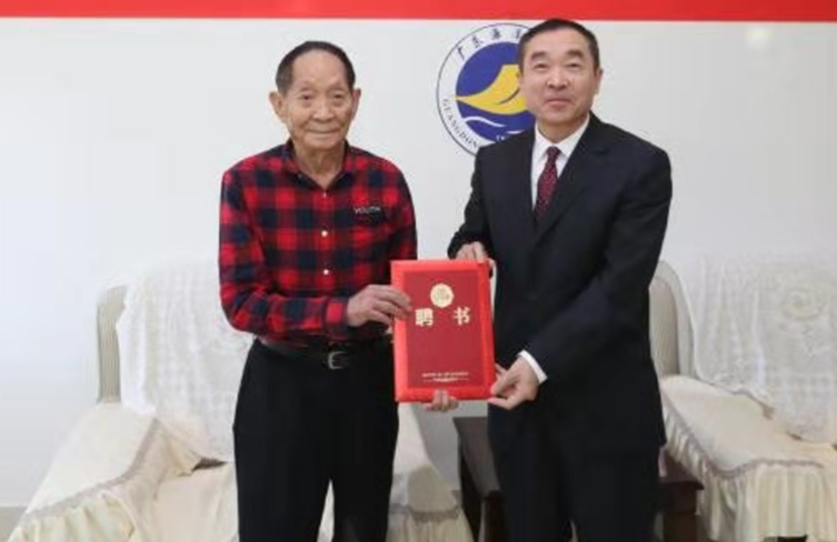 Famous Chinese agronomist to develop seawater rice in Zhanjiang 