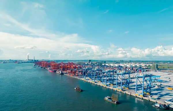 Qinzhou Port reaches 10 b in Q1