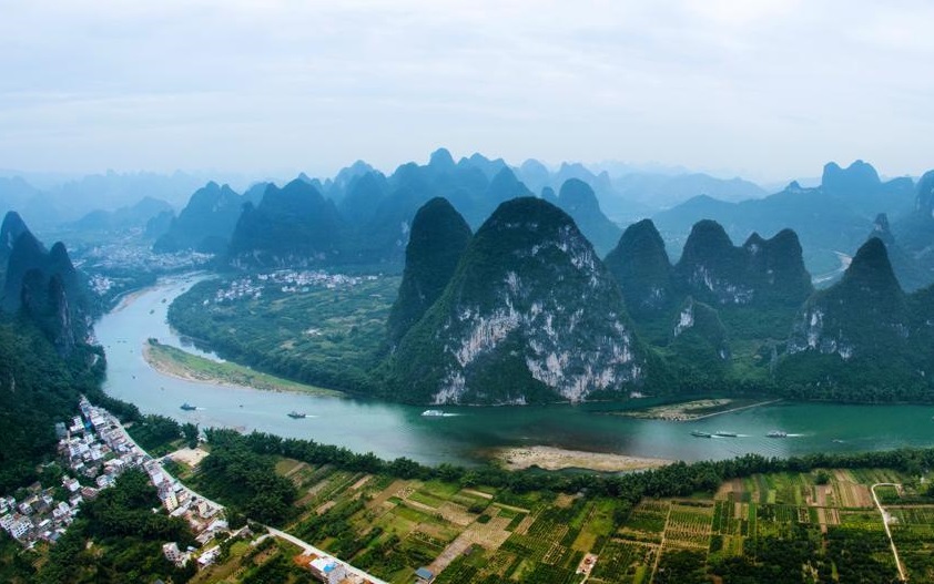 Lijiang River in Guilin offers green development model