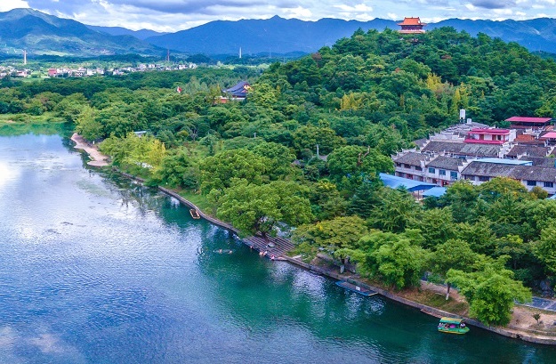 UNESCO official impressed by Lingqu Canal