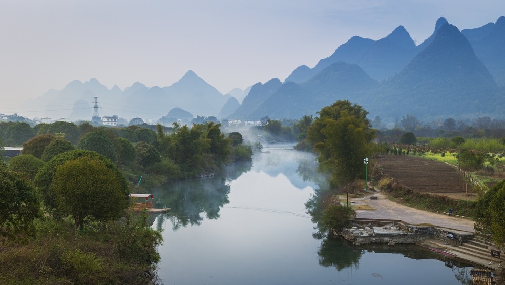 Guilin's tourism market booms during National Day holiday