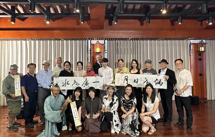 Andersen's fairy tales meet Guilin: Cultural exchange through music