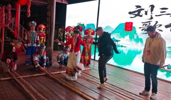 1765250184358070971.jpg 5.jpg