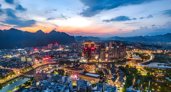 1765449761884036944.jpg 2025120560043014_副本.jpg