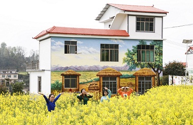 Nandan cultural wall promotes rural tourism development