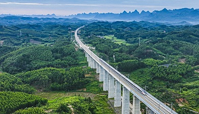 Guiyang-Nanning High-Speed Rail boosts dual circulation