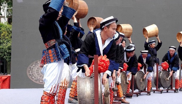 Hechi innovates to inherit bronze drum culture