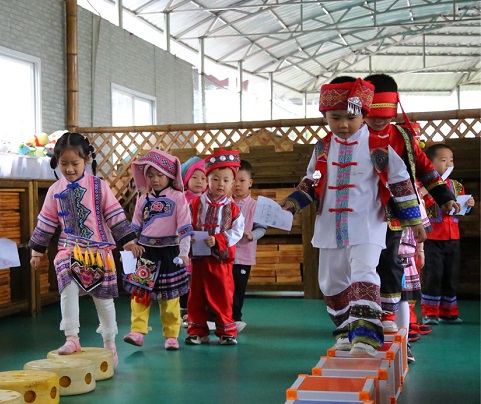 Yizhou celebrates Sanyuesan Festival with cultural spectacles