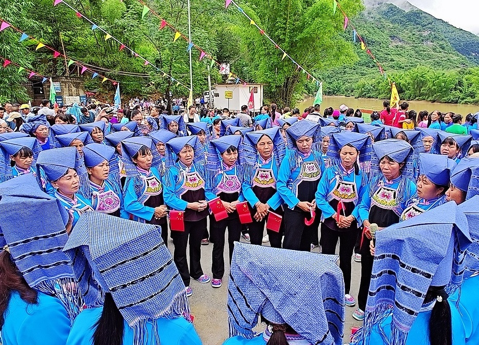 Cultural festivities in Donglan to celebrate Dragon Boat Festival