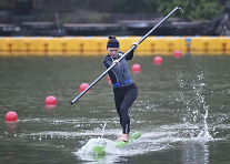 Single-bamboo rafting thrives at Hechi University